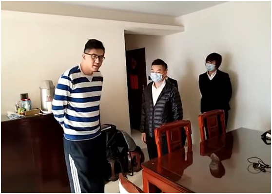 被控"披露受调查人身份罪,乱港分子林卓廷获准保释不得离港