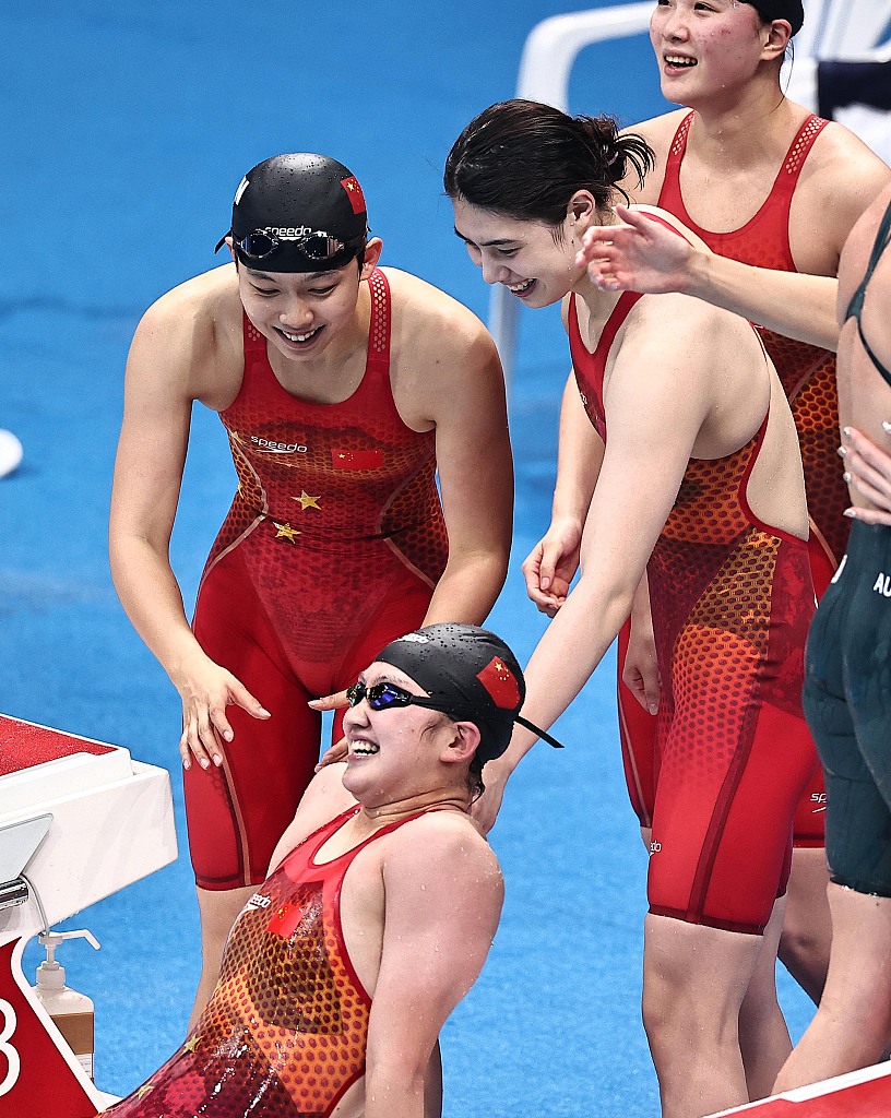 2020东京奥运会女子4x200米自由泳接力决赛打破世界纪录中国队夺金