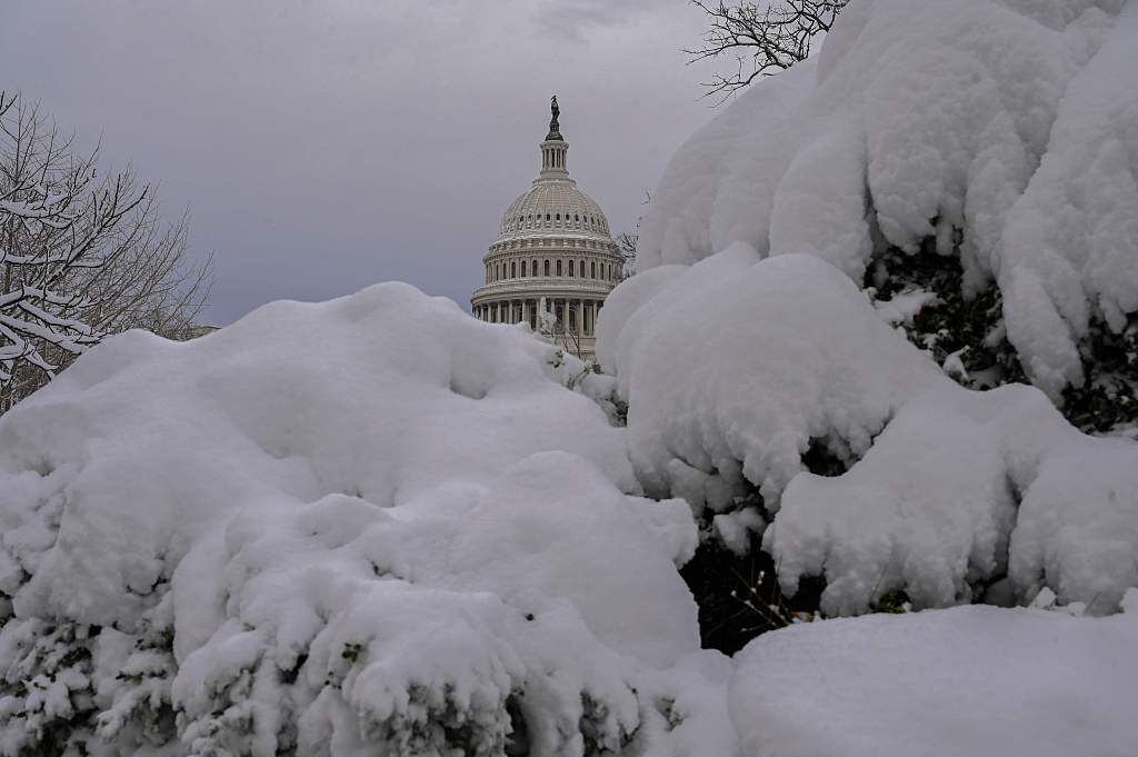 暴雪袭击美国东部地区