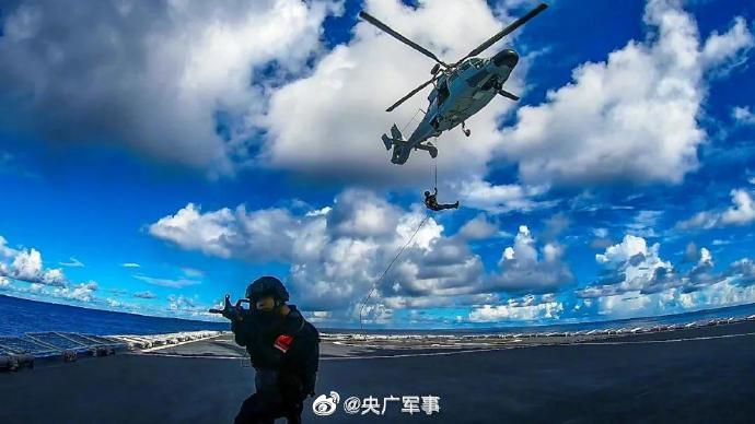 帅气的海军航空兵部队来了