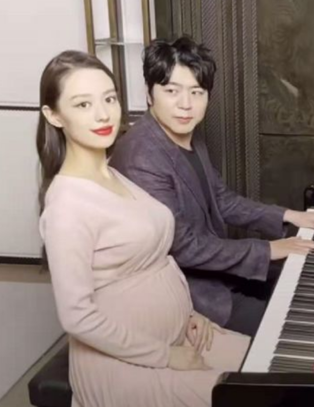 郎朗官宣吉娜生子!网友:小宝贝估计出生就会弹钢琴吧!