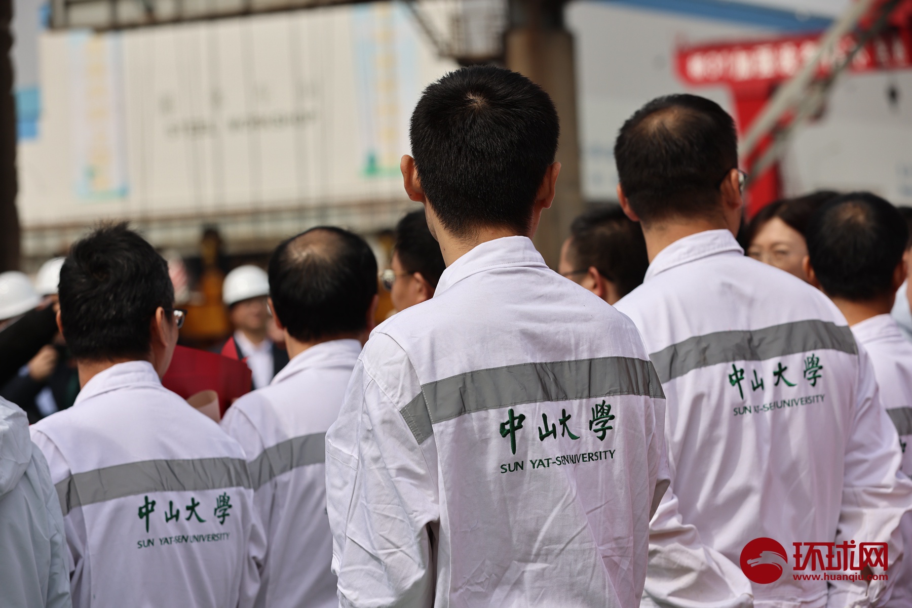 我国高校首艘破冰船"中山大学极地"号完成渤海冰区试航