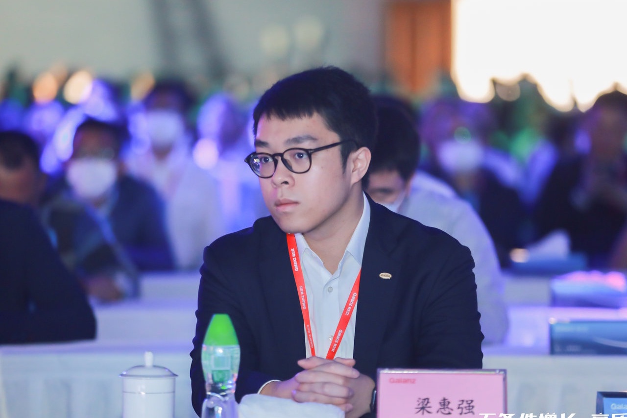 格兰仕副董事长梁惠强在接受记者采访时表示,之前格兰仕以出口为主