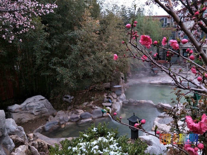 龙脉竹林温泉露天温泉池