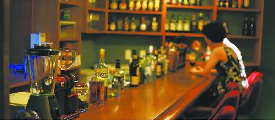 日本有许多主题酒吧。