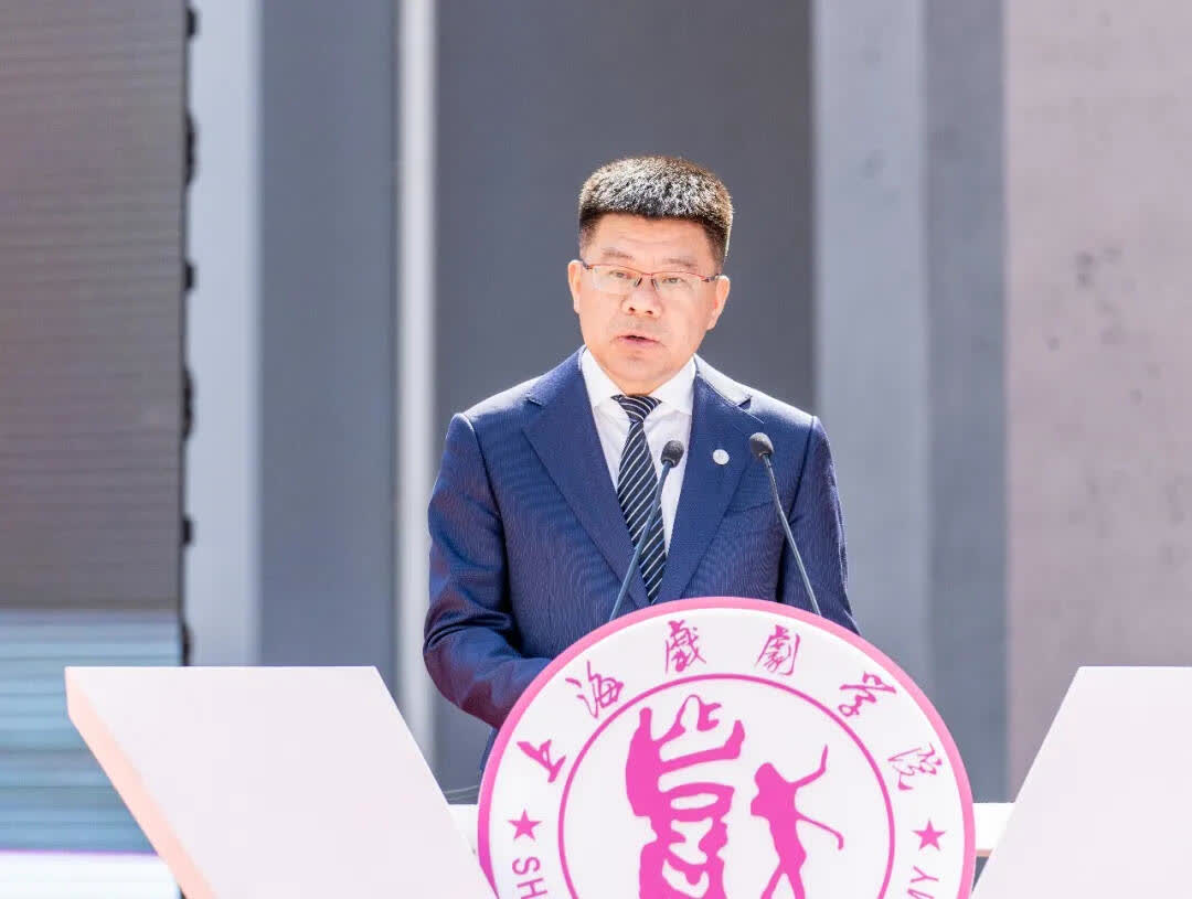 黄昌勇创造属于上戏人的新传奇