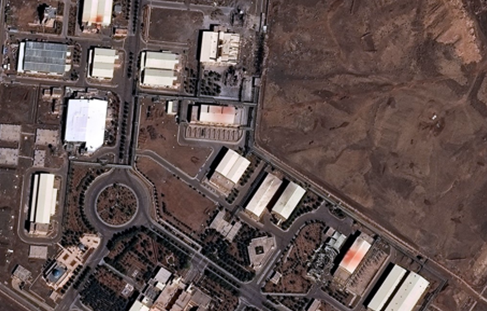 图为3月2日的纳坦兹核设施卫星照片。 图源：天空新闻网