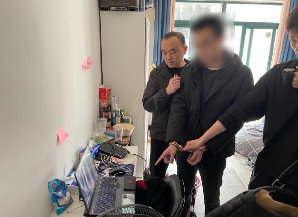 椒江短视频制作合作 台州警方捣毁短视频账号“黑工厂”:用软件搬运视频获取流量