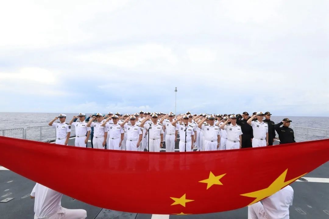 刚刚,海军第三十四批护航编队返回三亚军港!