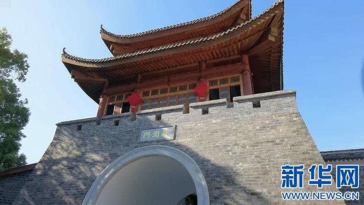 旧时广润门一带是南昌人日用小商品集散地,故有"推进涌出广润门"的俗