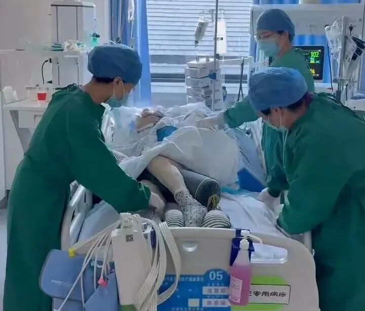 图片来源：宁波晚报