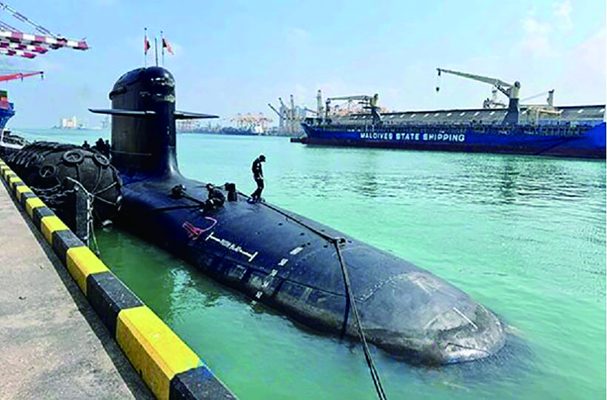 访问科伦坡港的印度潜艇