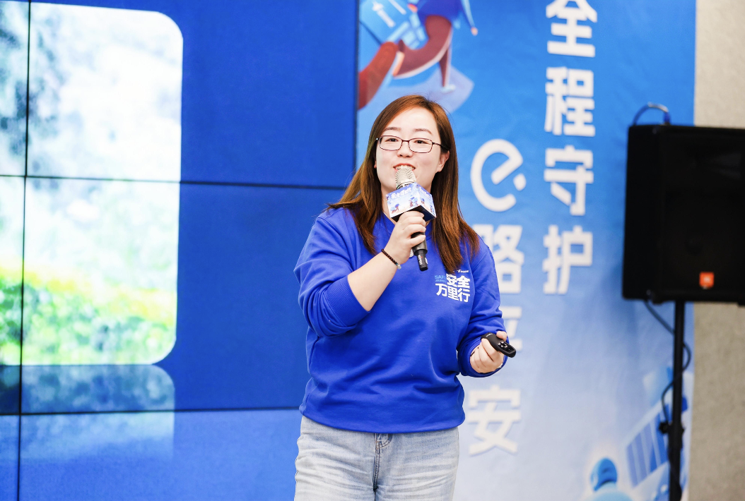 饿了么蜂鸟即配督导管理部负责人胡珺