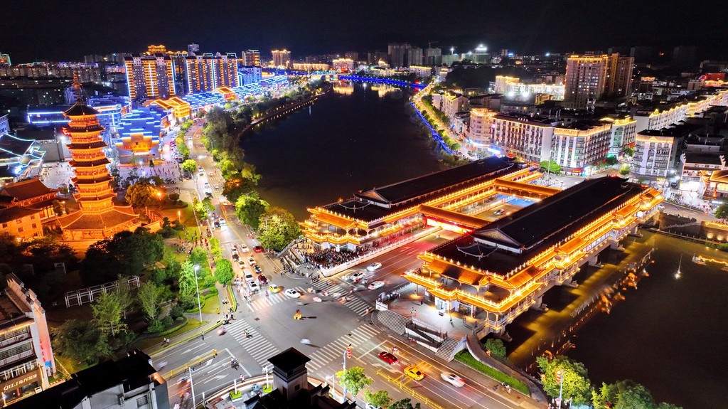 江西石城:夜景美旅游旺