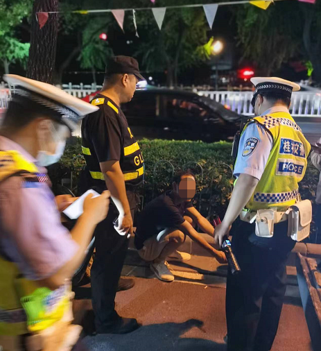 因为喝酒不开车男子选择酒后骑电动车