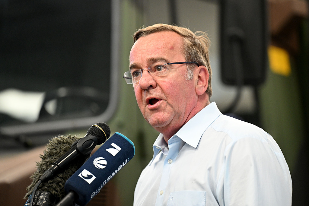 德国防长年轻人对当兵兴趣不断下降德三成新兵半路离伍