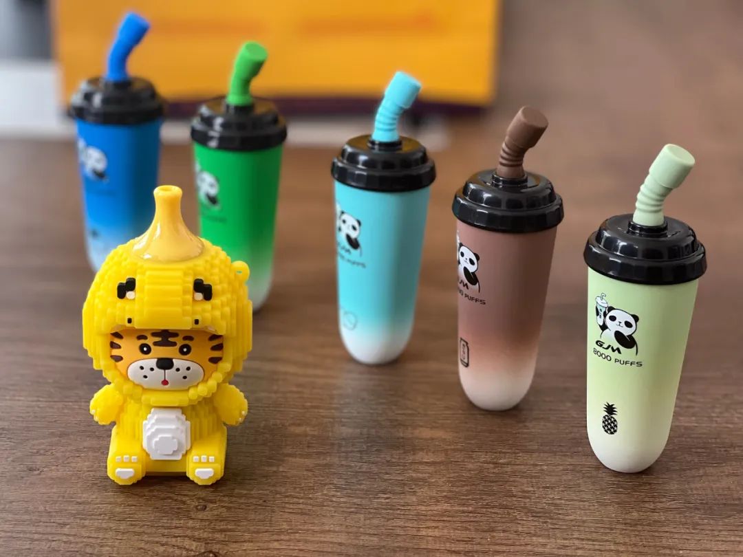 这些"奶茶杯""可乐罐"等调味电子烟,看似可爱的摆件,其实存在尼古丁