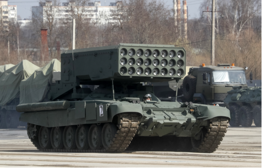 TOS-1A“日炙”喷火坦克 资料图 图源:塔斯社