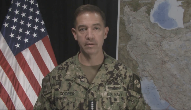 库珀当地时间3日在视频讲话中称，对伊朗军事行动“才刚刚开始”。图源：美国中央司令部社交平台X账号