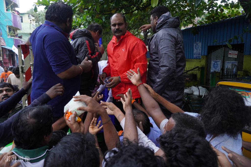 印度南部连降暴雨已致至少14人丧生
