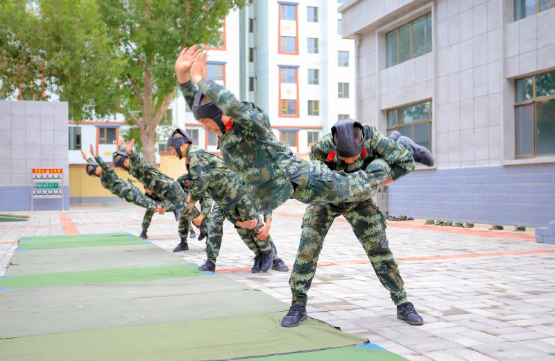 练为战武警基层官兵日常训练同样精彩