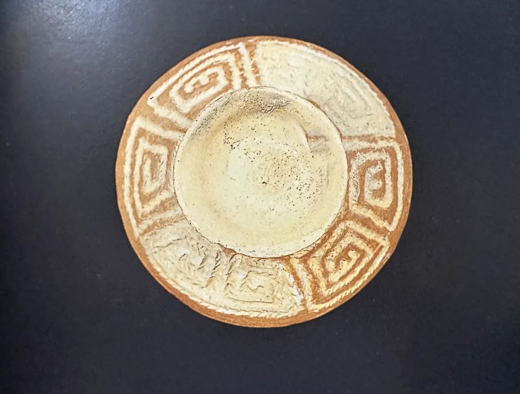 云雷纹陶豆