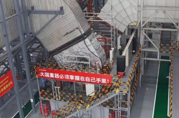 国内首台F级50MW重型燃气轮机顺利实现满负荷稳定运行（东方电气供图）