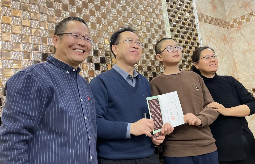 15个大学生去了沙漠深处!24年后,他们怎样了?