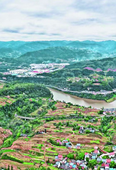 未來五年,秀山圍繞西部陸海新通道規劃,將推進建設秀山(武陵)鐵公多式