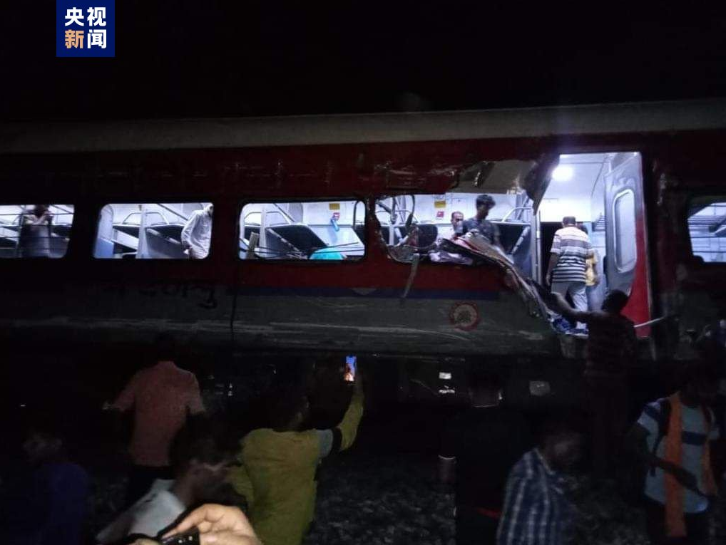 印度摩托相撞86人死亡_印度重大列车事故_山东爆炸事故已致12人死亡