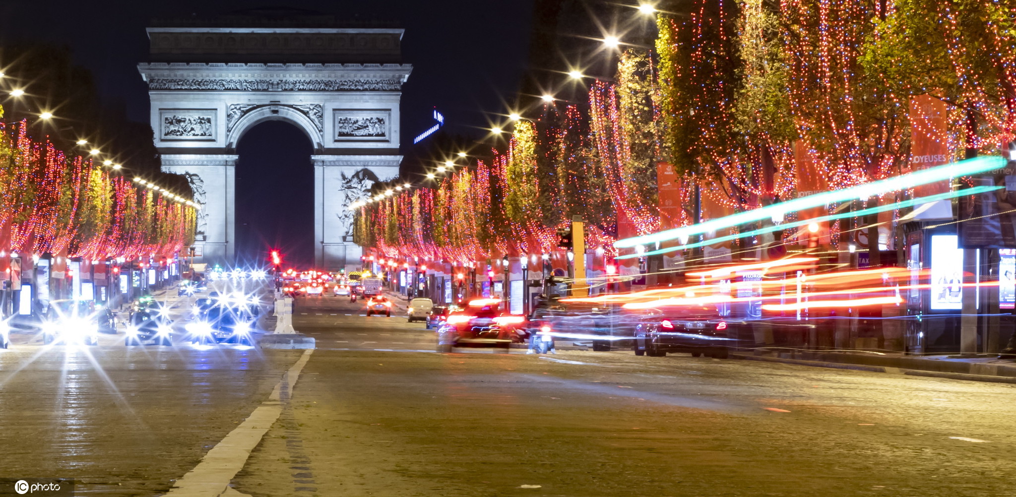 法中新闻:2016法国跨年夜：酒精味的巴黎和灯光秀