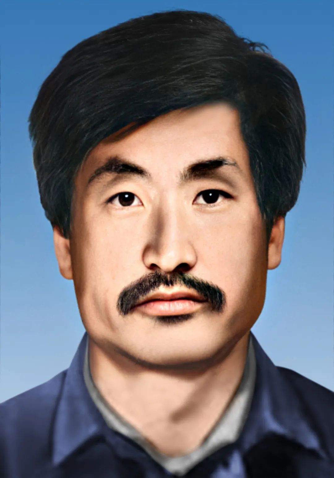 内蒙古自治区鄂伦春旗,户籍地址:内蒙古鄂伦春自治旗诺敏镇林海街77号