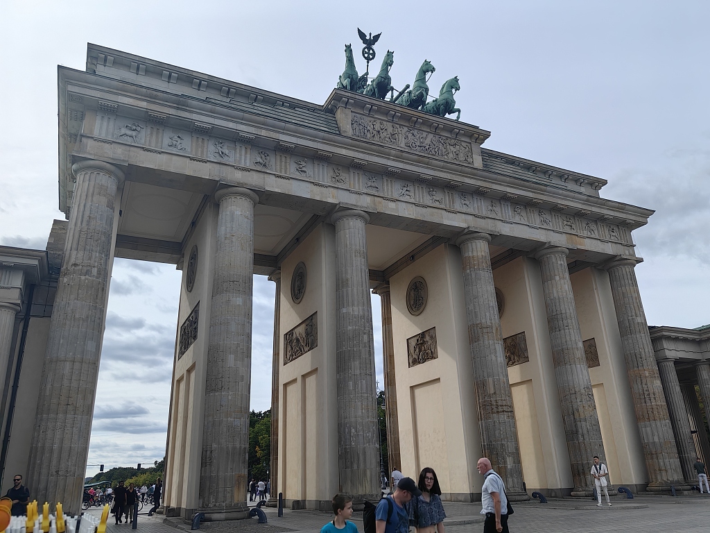 德国柏林，勃兰登堡门。（视觉中国）