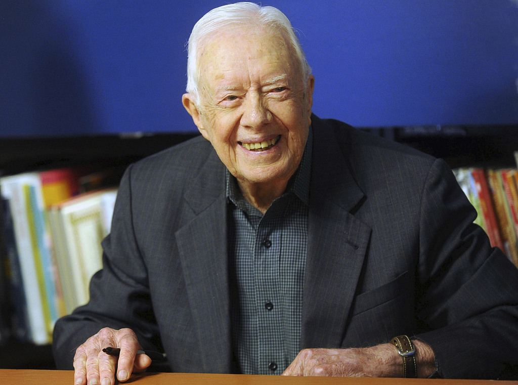 步入人生最后篇章相约一起长眠树下美前总统卡特夫妇恩爱77年