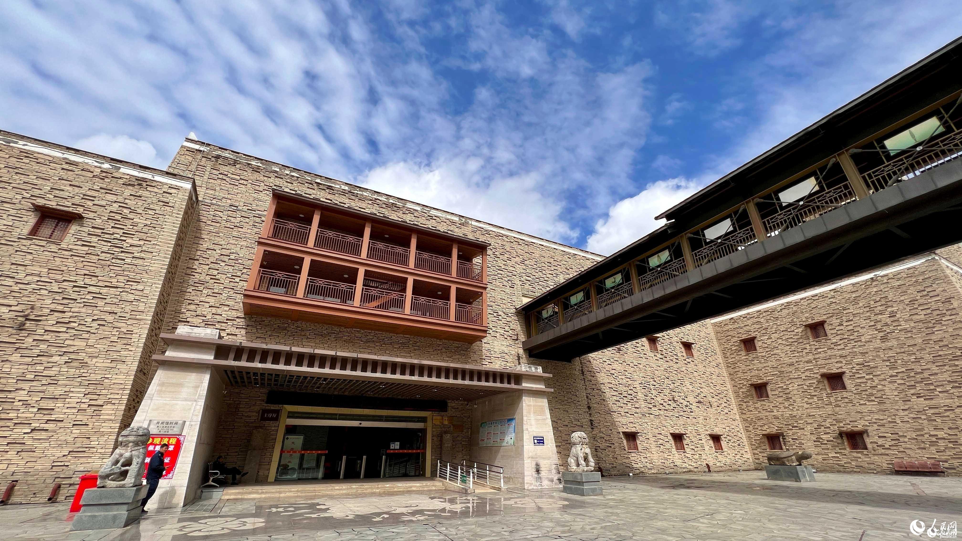 我们的家园走进中国羌族博物馆了解云朵上的民族