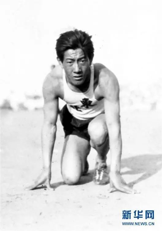1932年7月30日，第十届奥运会在美国洛杉矶举行，在本届奥运会上短跑选手刘长春成为中国第一位参加奥运会比赛的运动员。新华社发 图片来源：新华网