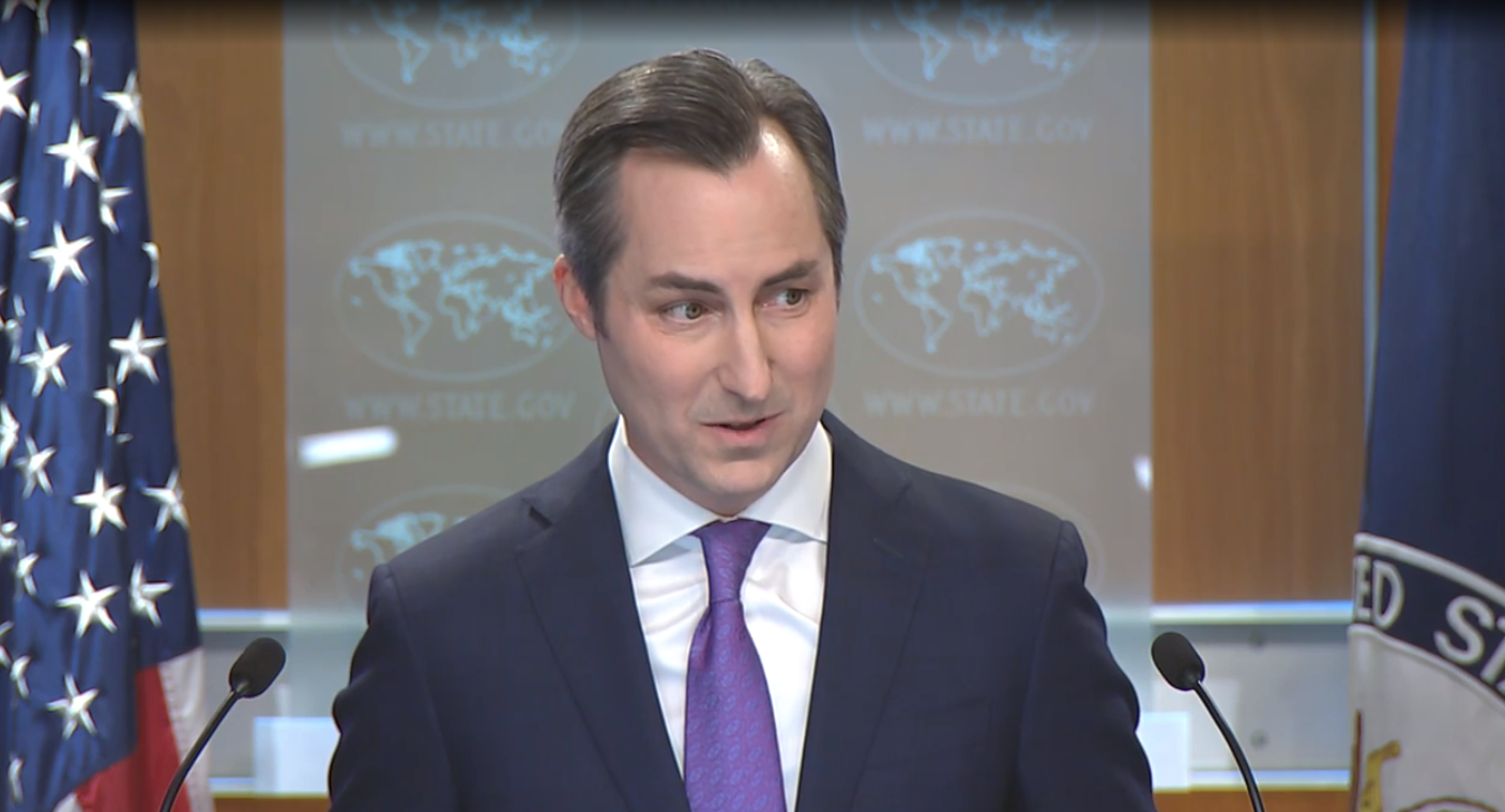 当地时间18日,美国国务院发言人米勒被问及"加沙一所大学被以军炸毁"