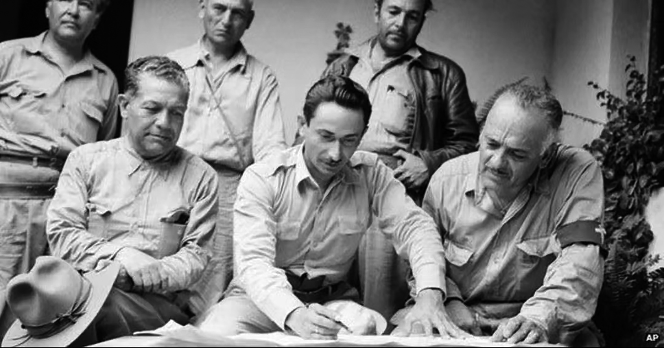 美国招募的叛军部队谋划入侵危地马拉。