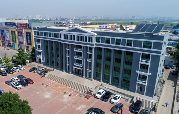 葫芦岛市营商局大楼