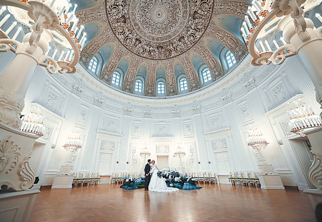 彼得罗夫行宫里的婚礼大厅