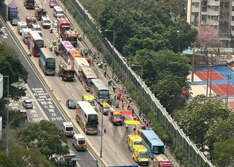 港媒香港將軍澳隧道觀塘入口6車相撞至少75人受傷