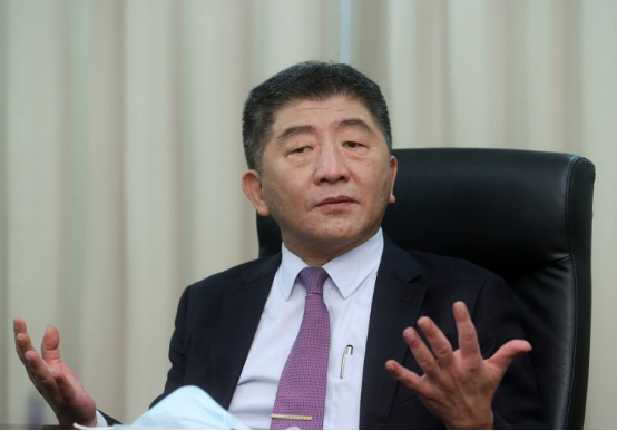 陈时中声称打高端疫苗者需改打国际认证疫苗入境美国