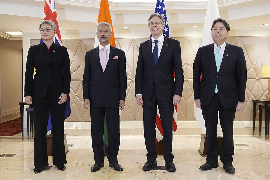 （左起）澳大利亚外长黄英贤、印度外长苏杰生、美国国务卿布林肯、日本外相林芳正3月3日召开美日印澳外长会。