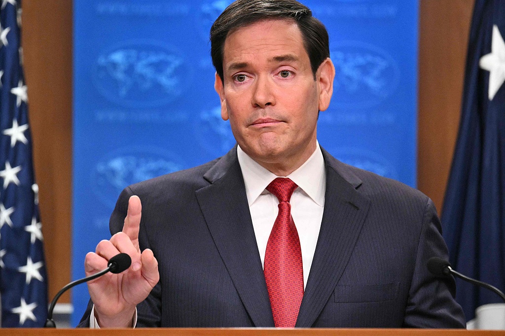 12月19日，美国国务卿鲁比奥举行年末新闻发布会并发表讲话。（视觉中国）