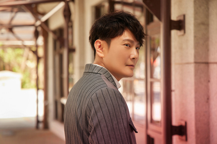 张信哲作品在不在mv326生日惊喜上线