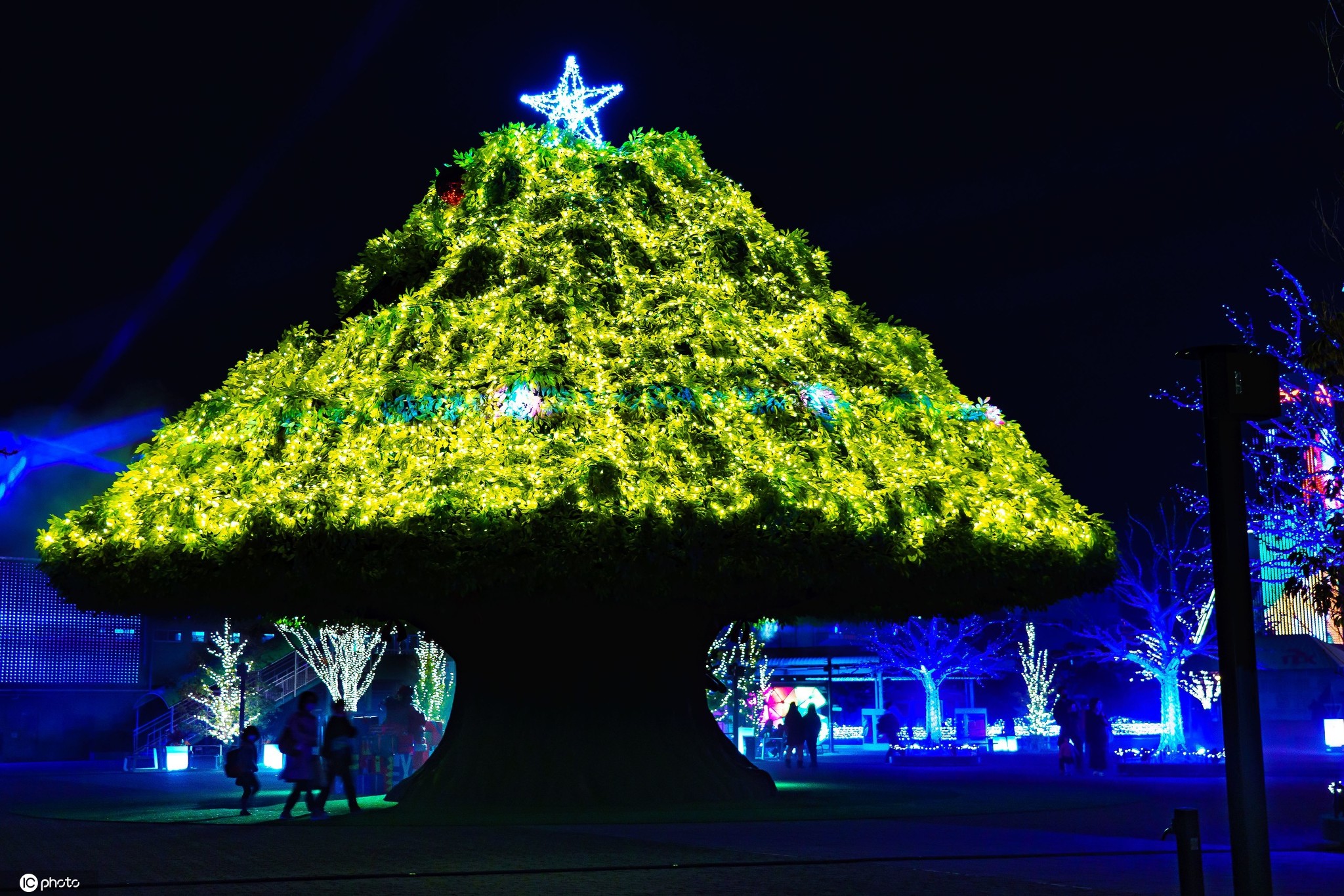 日本大井竞马场超炫灯光秀璀璨夺目美轮美奂