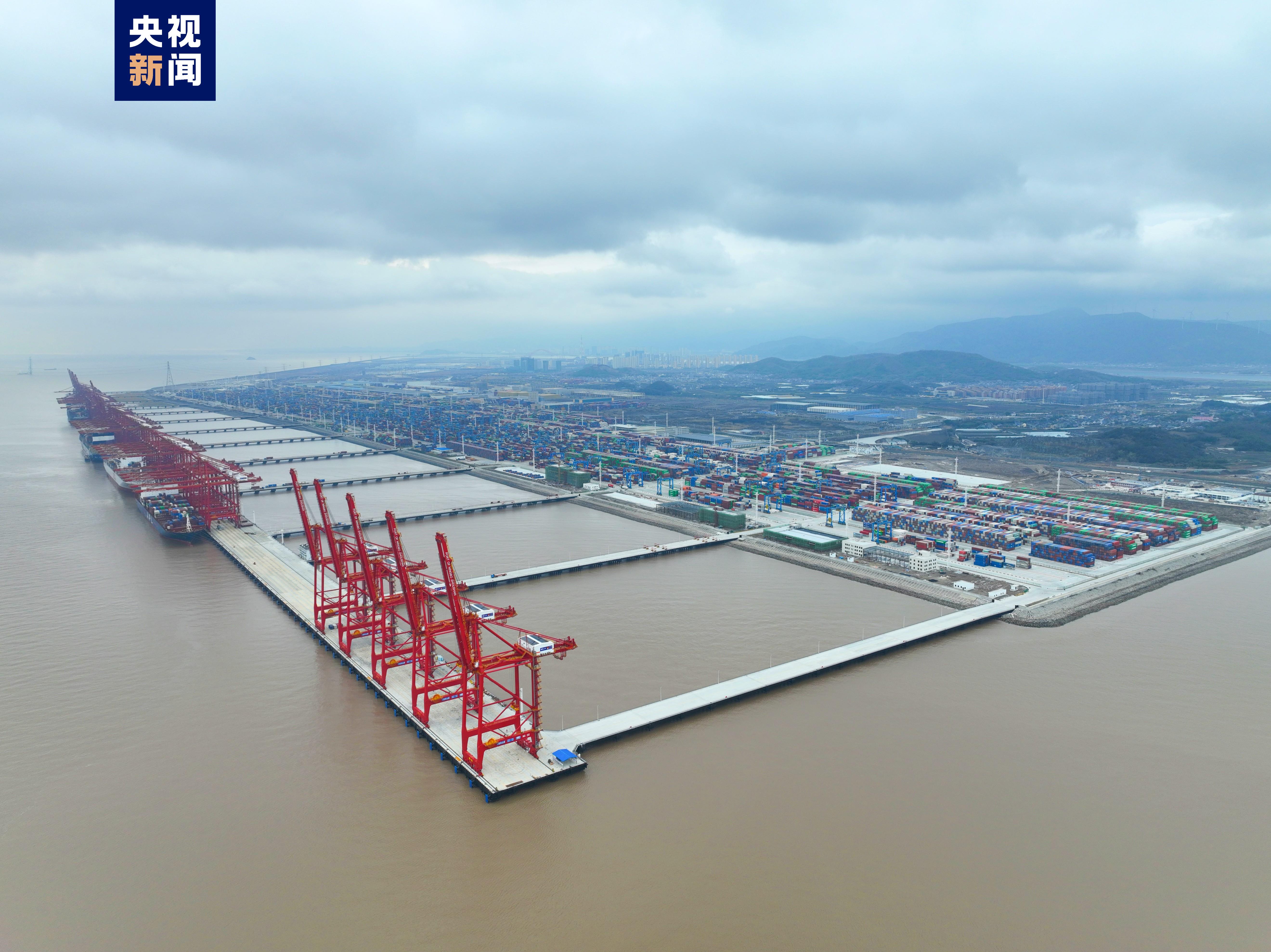 "超级码头"版图扩容 宁波舟山港梅山港区二期工程全部完工