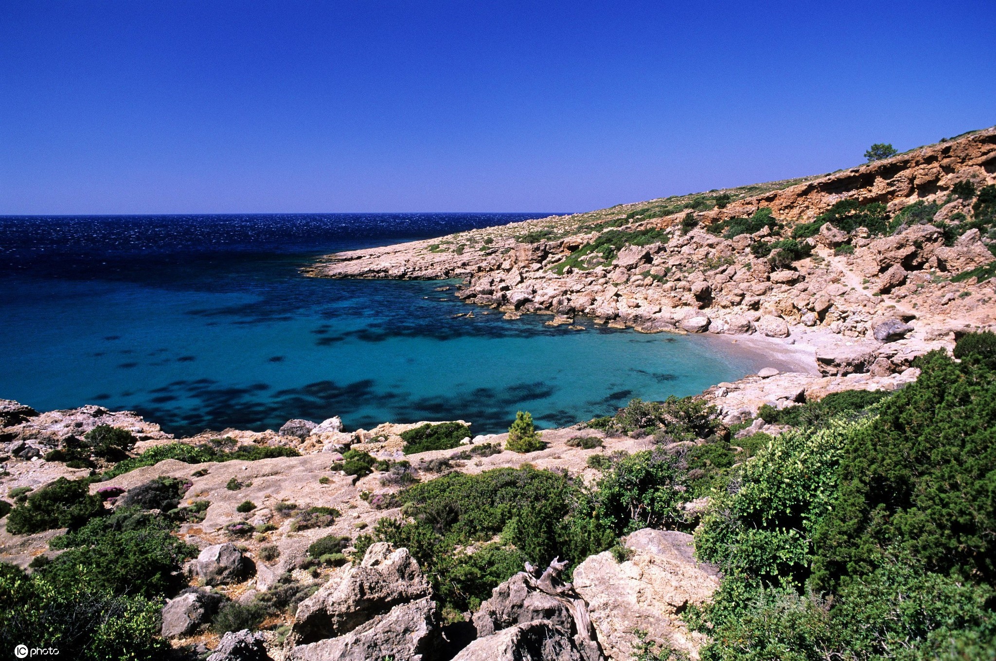 情迷夏日希腊克里特岛 明星也爱的复古小岛