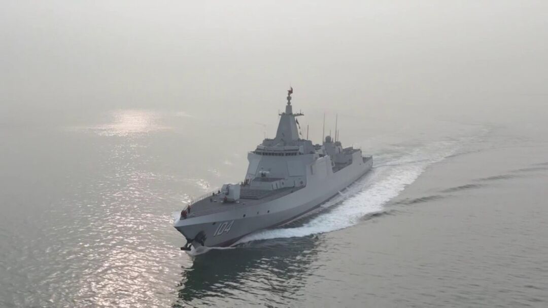 更多内容无锡舰舷号104国产新型驱逐舰2022年3月正式入列2023年3月