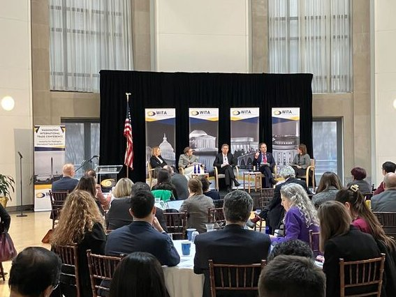 墨西哥的大使以及欧盟的外交官参加华盛顿国际贸易协会圆桌会议 图自